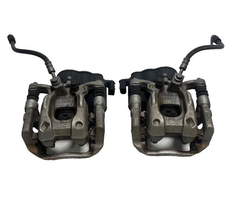 📌 2019 - 2022 MERCEDES A220 V177 REAR LEFT & RIGHT SIDE BRAKE CALIPER SET OEM