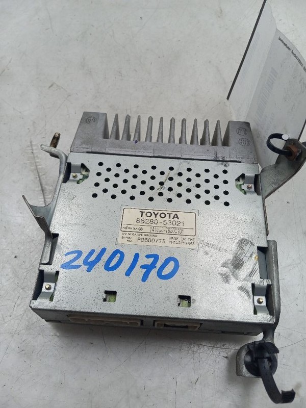 2001 LEXUS IS300 3.0L RADIO/AUDIO AMPLIFIER UNIT