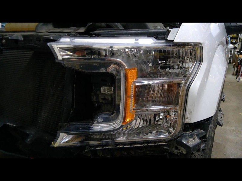 Driver Headlight Halogen Fits 18-20 FORD F150 PICKUP 1548548