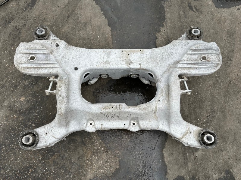 13-18 Land Rover L494 L405 REAR SUBFRAME CRADLE CROSSMEMBER OEM
