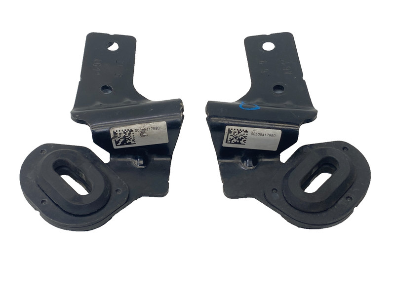 17 18 19 ALFA ROMEO GIULIA LEFT & RIGHT RADIATOR MOUNT SUPPORTS OEM #A0.62