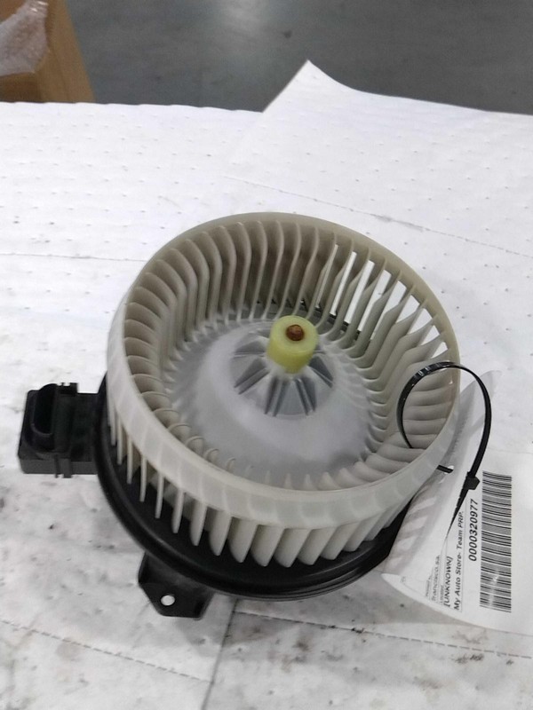 2017 Jeep Patriot HVAC Blower Motor OEM 05191345AA Blue 120K Miles