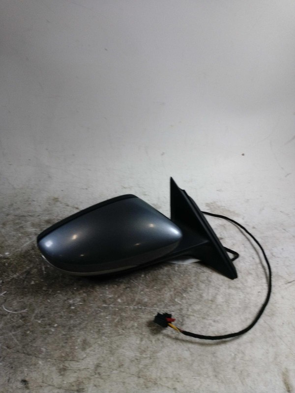2015 Volkswagen Passat Right Door Mirror Assembly, Used, 135K Miles, Non-Heated