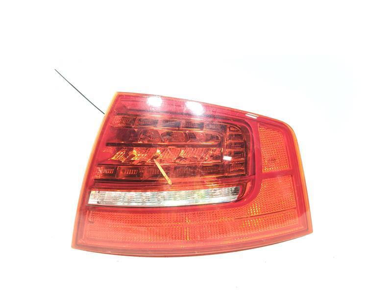 2008 Audi A8 Right Tail Light Assembly OEM 259350 4DR Quattro 157K Miles