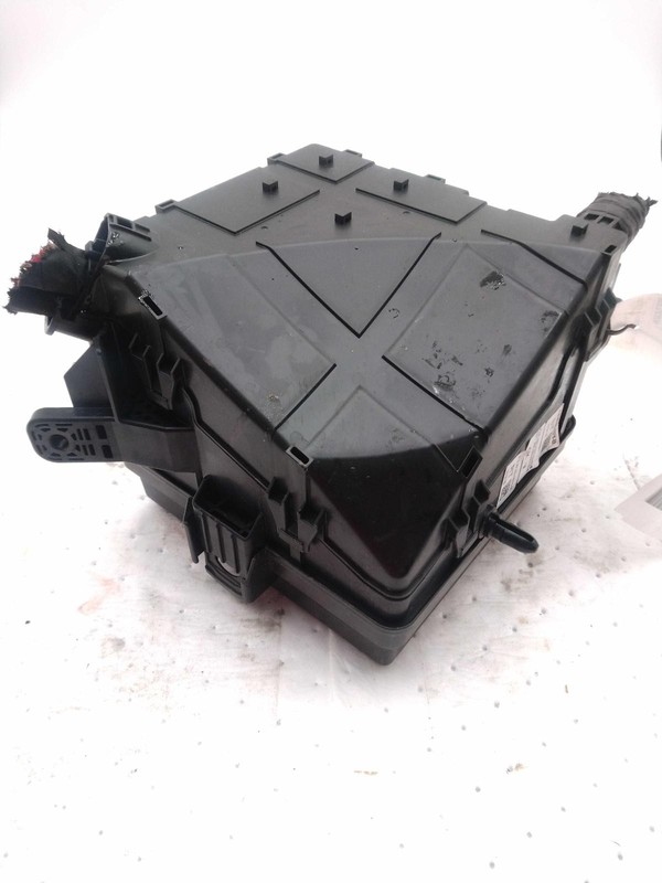 2018 Hyundai Tucson OEM Fuse Box Black 91941D3020 91950D3230 83000 Miles