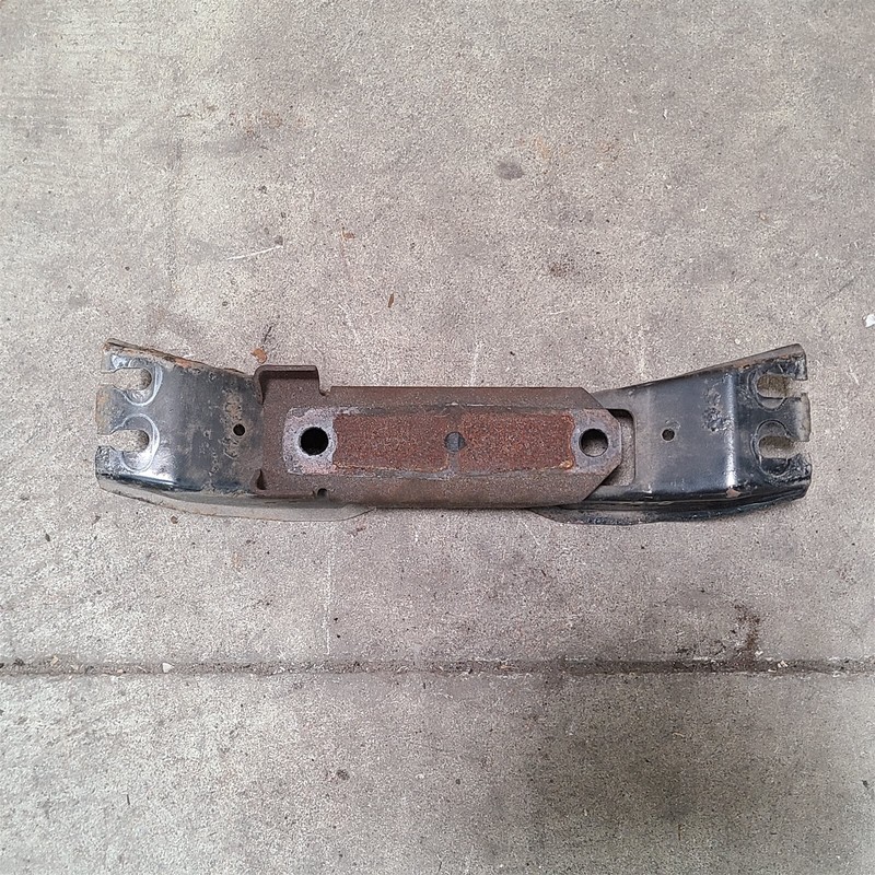 99-04 Mustang GT Manual Transmission Mount Crossmember Aa7378