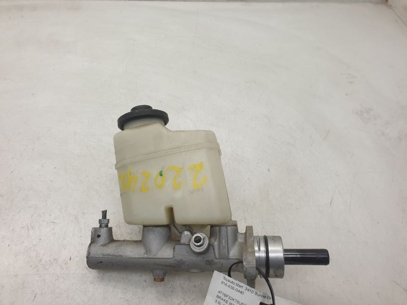02-06 TOYOTA CAMRY 3.0L FWD BRAKE MASTER CYLINDER ASSEMBLY