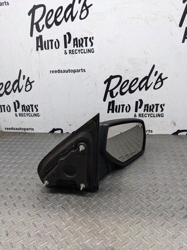 Passenger Side View Mirror Classic Style Fits 14-19 SIERRA 1500 PICKUP 1067586