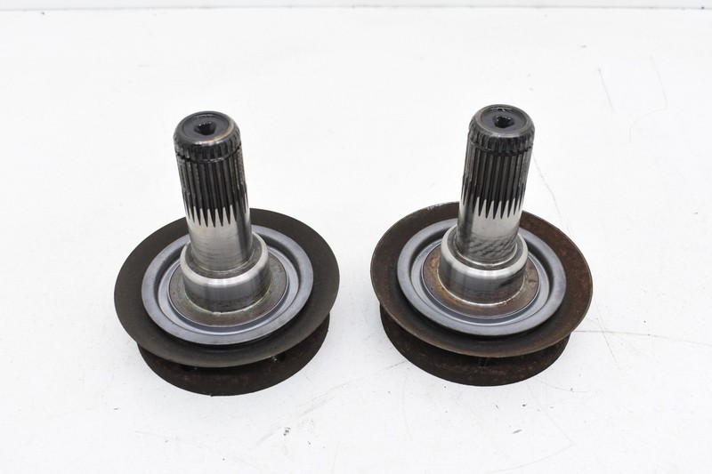 2011 BMW E90 328xi DIFFERENTIAL REAR OUTPUT AXLE FLANGES 86MMXM10 OEM KW78