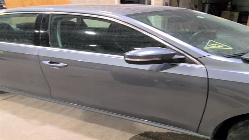 Passenger Front Door Electric Without Memory Fits 13-15 PASSAT 3397779