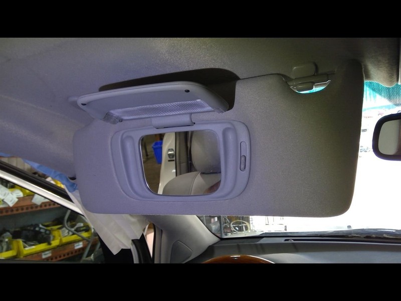 Driver Left Sun Visor Illuminated Fits 06-09 LEXUS RX400h 1580565