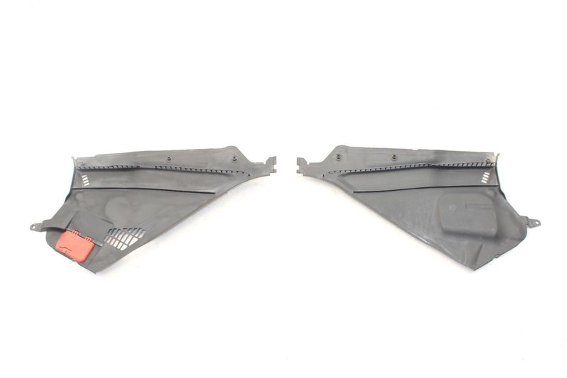 M42015 Cowl 293559