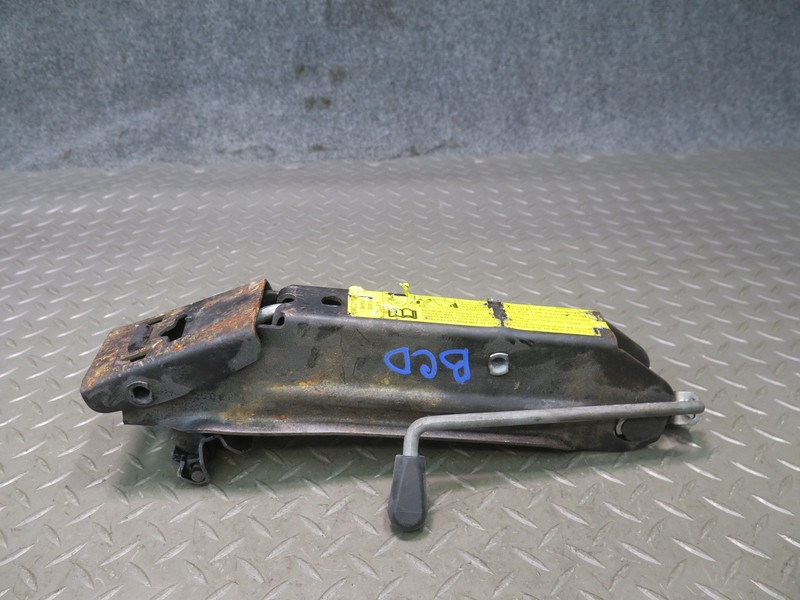 2006-2012 BENTLEY CONTINENTAL FLYING SPUR REAR SPARE TIRE LIFT JACK TOOL