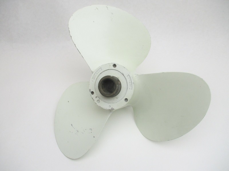 381442 13 x 14P Prop Evinrude Johnson 100 HP Outboard OMC 100-245HP Pin Drive