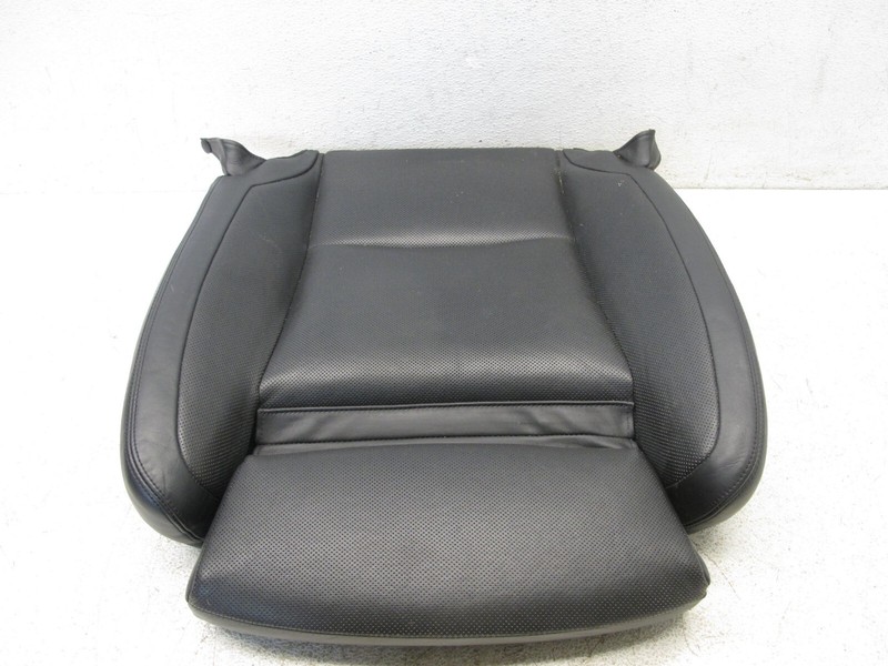 13-15 BMW BMW F01 F02 750i 740Li LOWER SEAT CUSHION LEATHER FRONT RIGHT OEM 1202