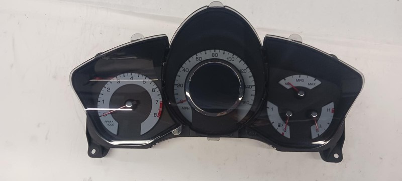 11 CADILLAC SRX Speedometer 3.0L 80k miles OEM