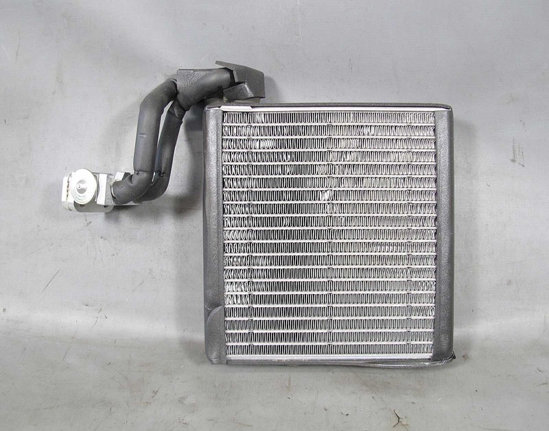 BMW E85 E86 Z4 Roadster Coupe Factory Air Conditioning AC Evaporator Denso 03-08
