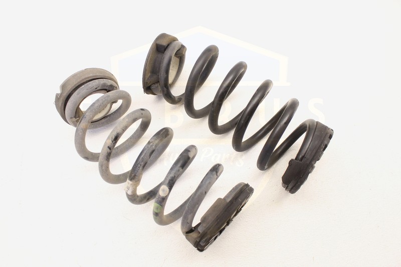 JAGUAR E-PACE 2018 2019 REAR DRIVER PASSENGER COIL SPRING PAIR OEM 72K
