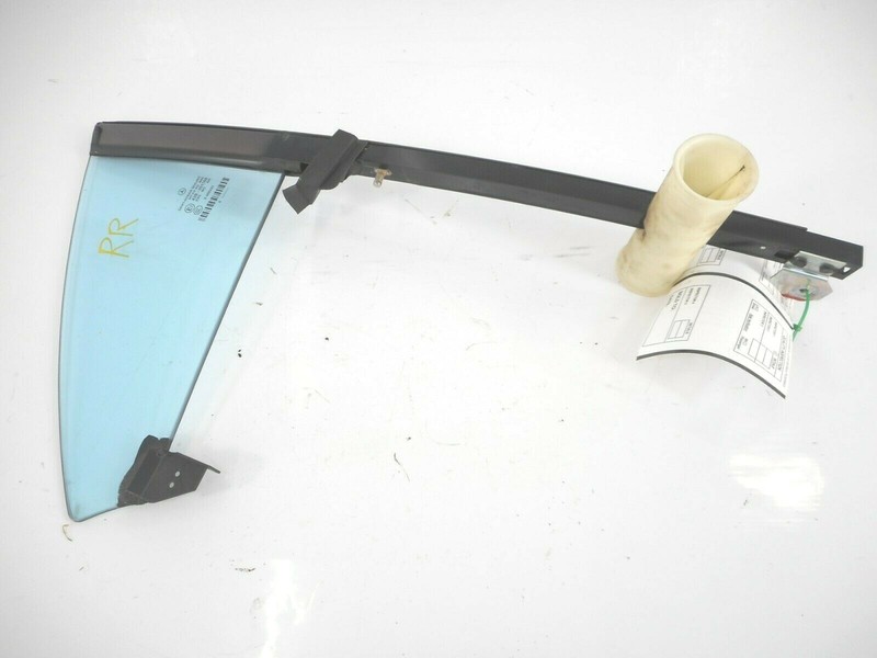 07-11 Mercedes-Benz CLS550 Rear Vent Window Glass Right Passenger RH OEM CLS63