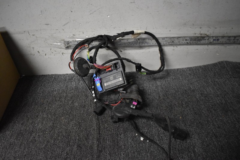 2008 AUDI Q7 FRONT DOOR WIRING FACTORY OEM