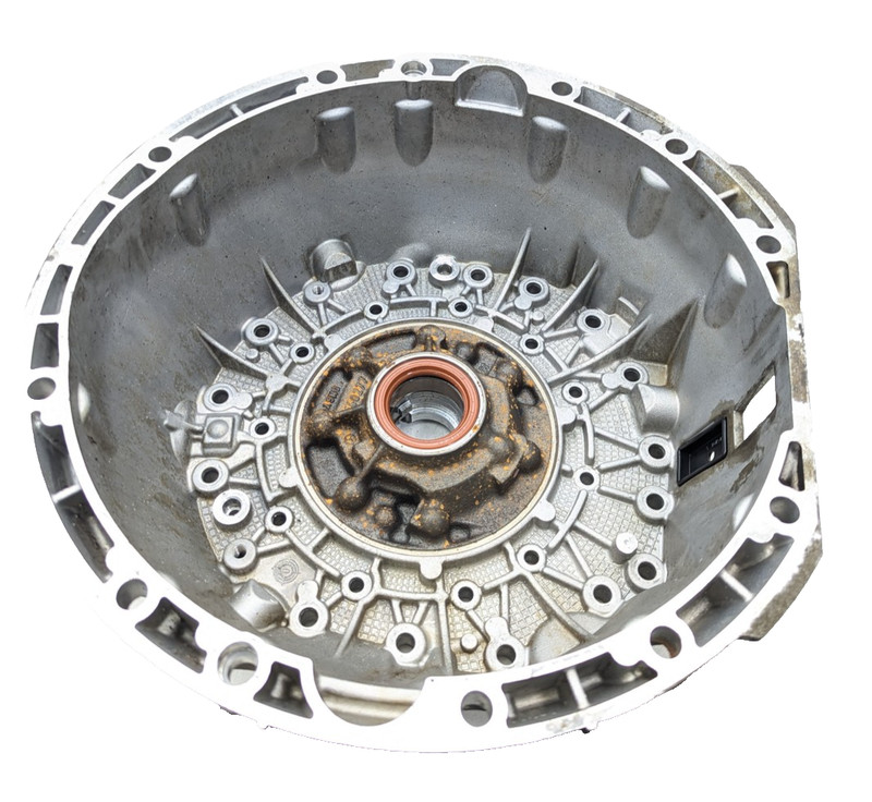 00-05 Mercedes SLK320 C320 E320 Transmission Bell Housing 2102710801✅