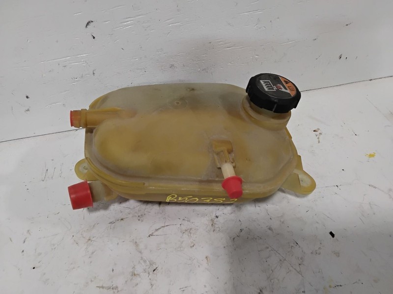 Coolant Reservoir Fits 21-24 K5 3576071
