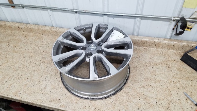 Wheel 18x7-1/2 Alloy 5-V Spoke Fits 13-16 PATHFINDER 307020