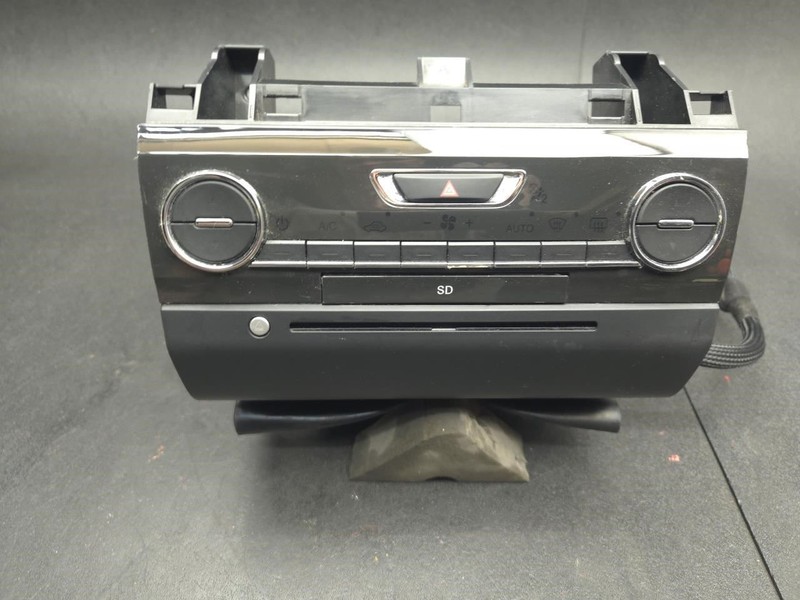 CD Radio Receiver 2014 Maserati Ghibli 6700093100 2015 2016 2017