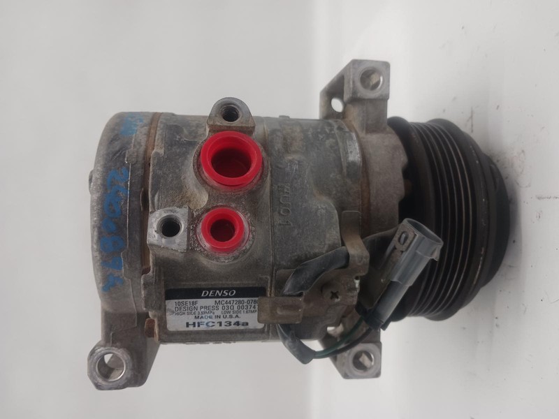 2013 CHEVROLET SILVERADO 2500 AC Compressor 6.6L OEM 11 12 13 14
