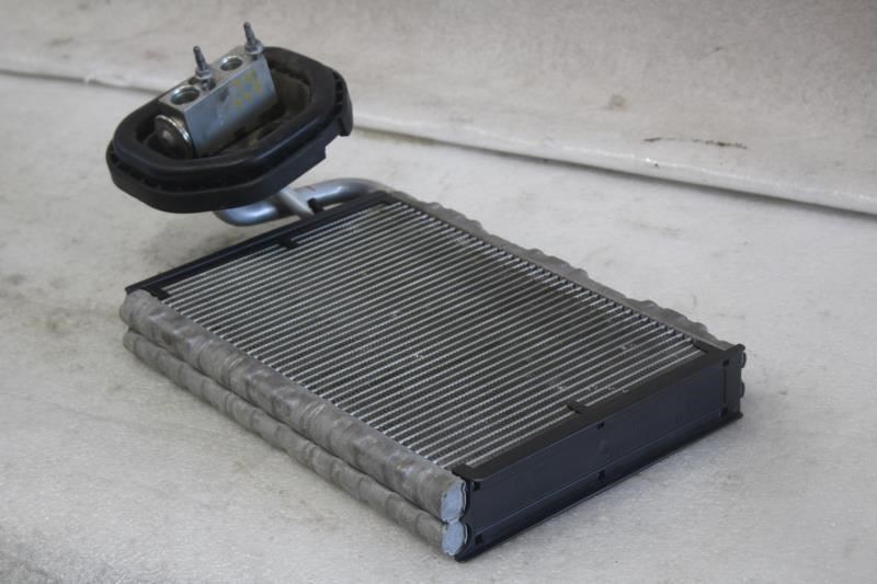 2010-2015 MERCEDES C250 C63 C350 C204 AIR CONDITION AC EVAPORATOR 2048300058