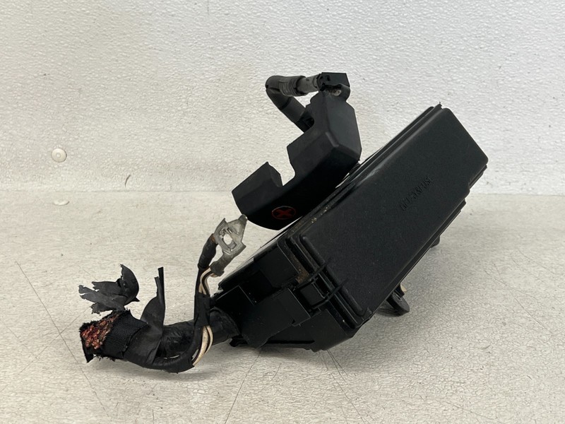 ⭐2014-2016 LEXUS IS250 IS350 ENGINE COMPARTMENT LEFT FUSE RELAY BOX OEM LOT2731