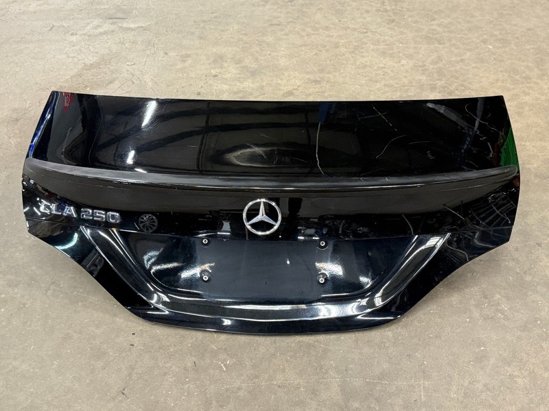 ⭐2014-2019 MERCEDES CLA250 REAR TRUNK DECK LID HATCH TAILGATE WING OEM LOT2739