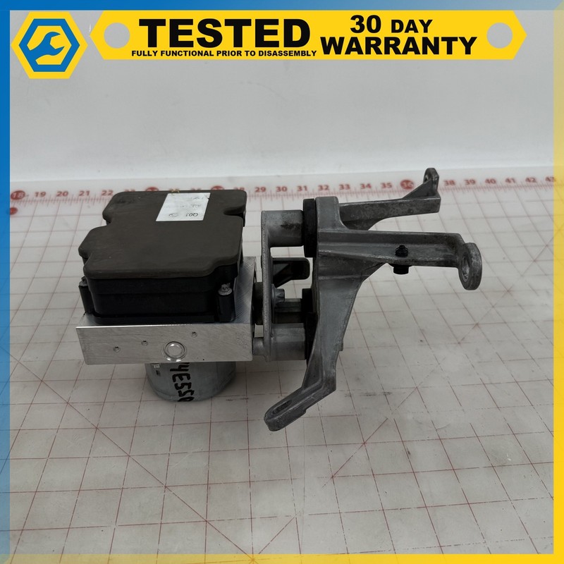 Mercedes E550 CLS550 ABS ANTI LOCK BRAKE PUMP CONTROL MODULE OEM A2124310848