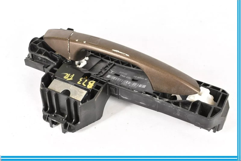 12-18 Mercedes W218 CLS550 CLS63 Front Right Side Exterior Door Handle OEM