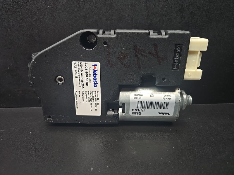 07-13 Mercedes W221 S600 S400 S550 Sunroof Sun Roof Motor 2218200308 OEM