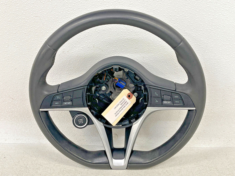 ⭐2017-2019 ALFA ROMEO GIULIA STEERING WHEEL & SWITCHES & IGNITION BUTTON LOT2409