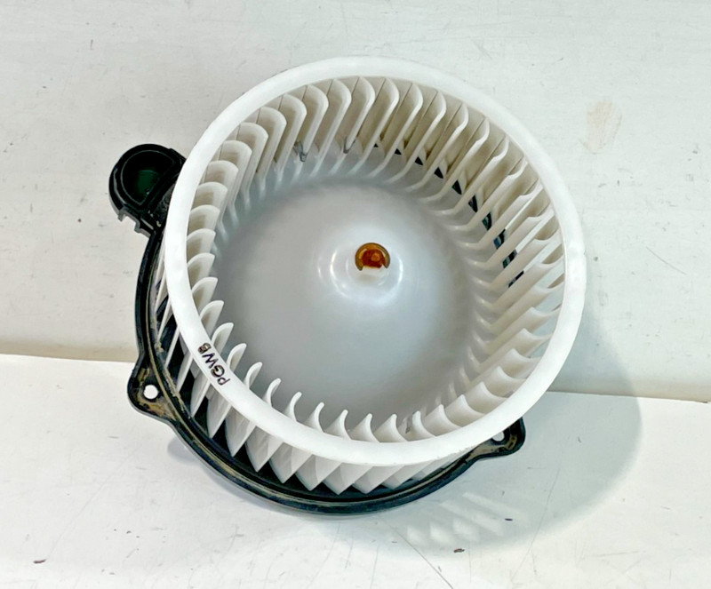 19-20 HYUNDAI SANTA FE FRONT A/C AIR CONDITIONER HEATER BLOWER FAN MOTOR #102994
