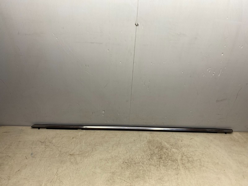 2015-2019 SUBARU OUTBACK LEFT FRONT DOOR BELT MOUNTING SEAL CHROME OEM