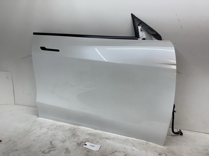 2026 Tesla Model Y Front Right Door Shell White 45032