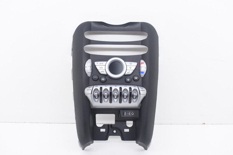 2009 MINI COOPER S R55 CLUBMAN CENTER DASHBOARD CONTROLS AC TRIM OEM KW93
