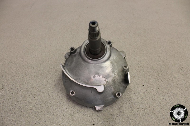 2005 Yamaha Vino 125 YJ125 ENGINE CRANKCASE COVER GUARD YJ 05