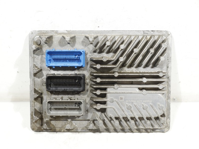 14-18 Chev Silverado GMC Sierra Engine Control Computer ECM Module OEM 848032280
