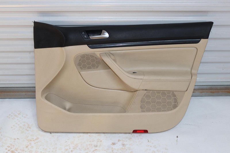 2010-2014 VOLKSWAGEN JETTA WAGON FRONT RIGHT PASSENGER DOOR PANEL TRIM COVER OEM