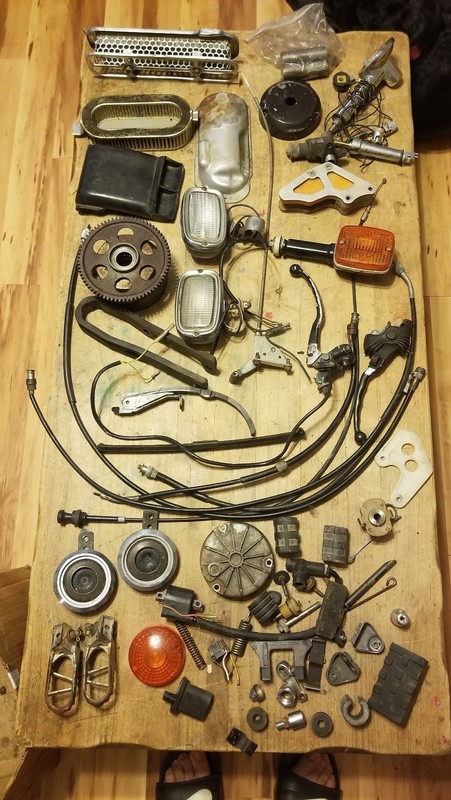 1983 Suzuki GS550 Parts Lot