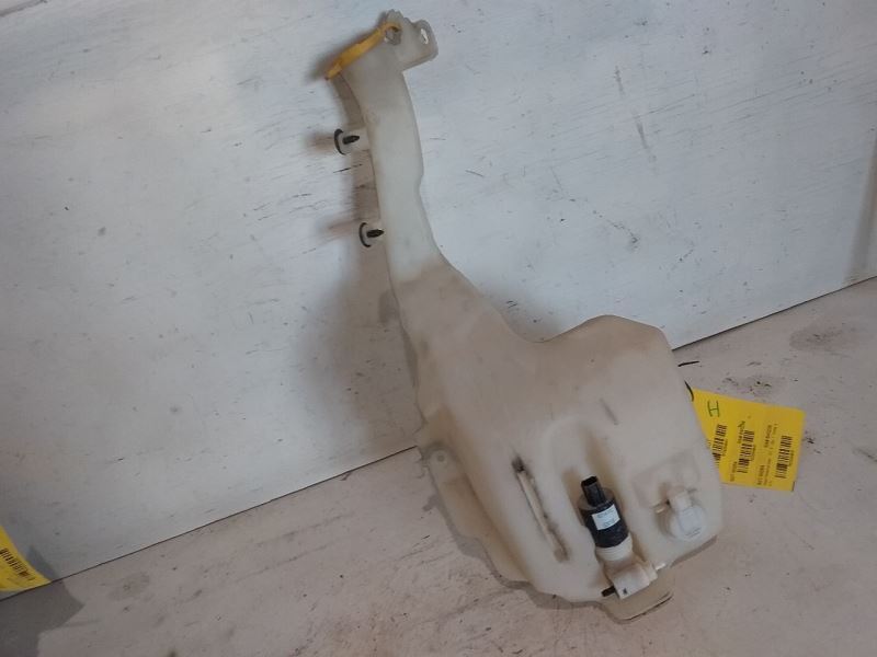 Wash Reservoir Fits 05-06 GRAND CHEROKEE 3284641