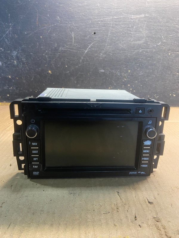 2011 2012 GMC Acadia Radio Display Screen AM/FM AUX OEM Y7600 DG