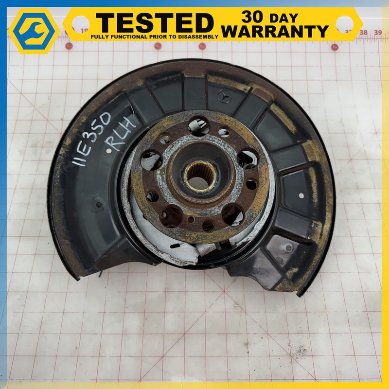 10-16 Mercedes E-class W212 REAR LEFT DRIVER SIDE SPINDLE KNUCKLE W/ HUB OEM