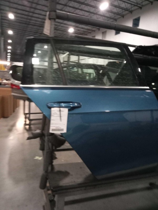 Volkswagen Golf 2017 Right Rear Door 461088 1404