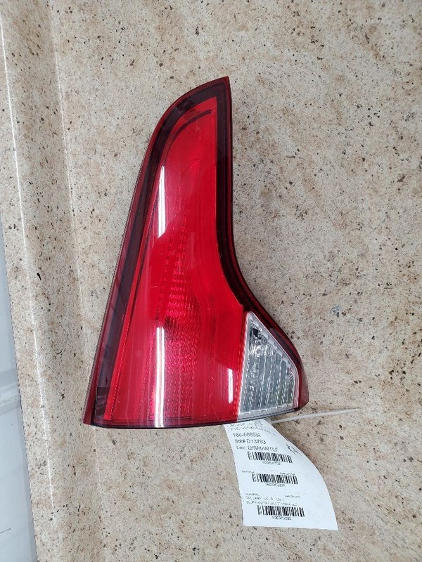 Driver Tail Light Lid Mounted Incandescent Fits 14-15 SORENTO 305302