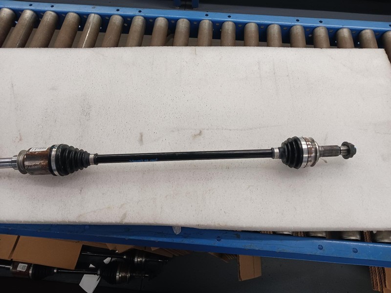 21-'23 CHEVROLET TRAILBLAZER Right passenger REAR Axle Shaft OEM 1 Year Wnty!